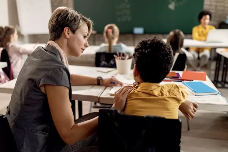 Sistemas de gestão escolar